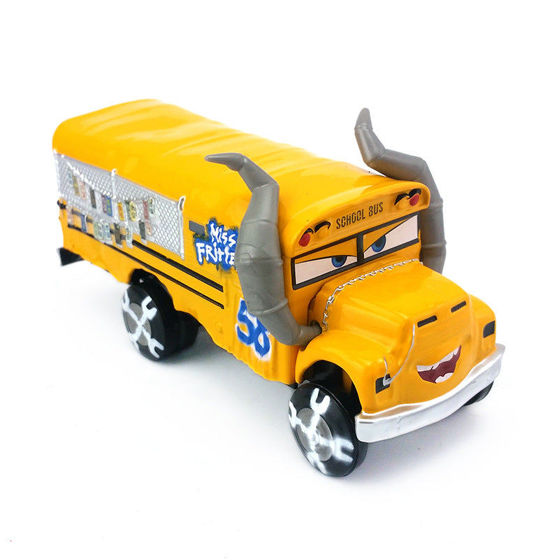Cars 3, Miss Fritter Model Bus
